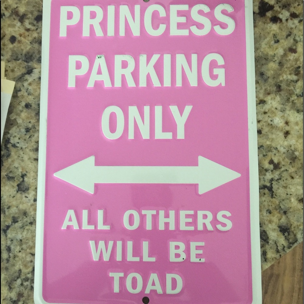 Metal wall sign decor